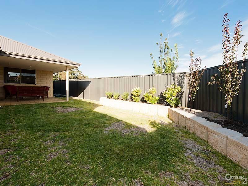 11 Duvall Parkway, Aveley WA 6069