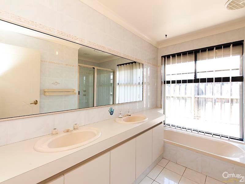 11 Pinea Turn, Ellenbrook WA 6069