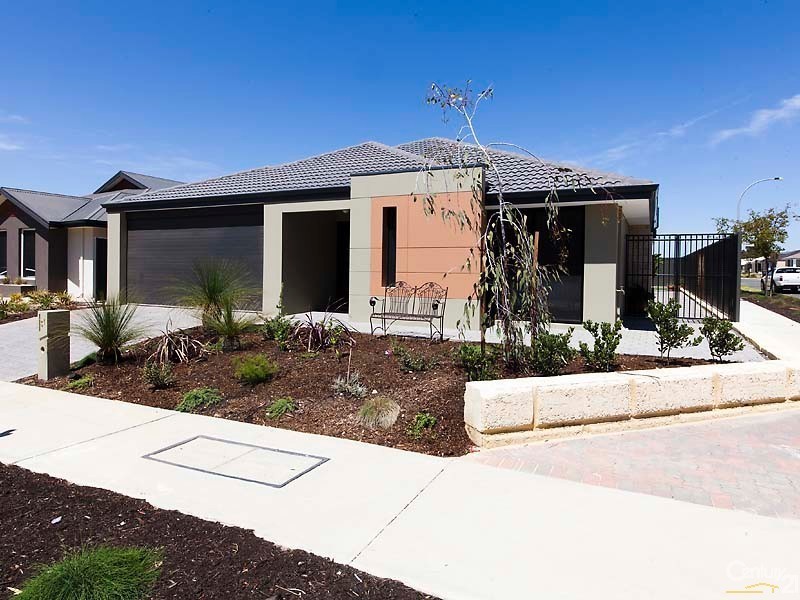 31 Bellazario Promenade, Aveley WA 6069