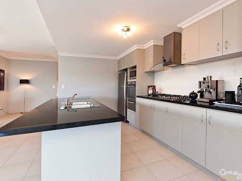 31 Bellazario Promenade, Aveley WA 6069