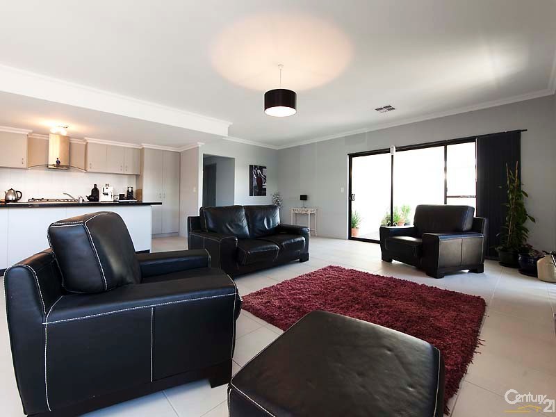 31 Bellazario Promenade, Aveley WA 6069