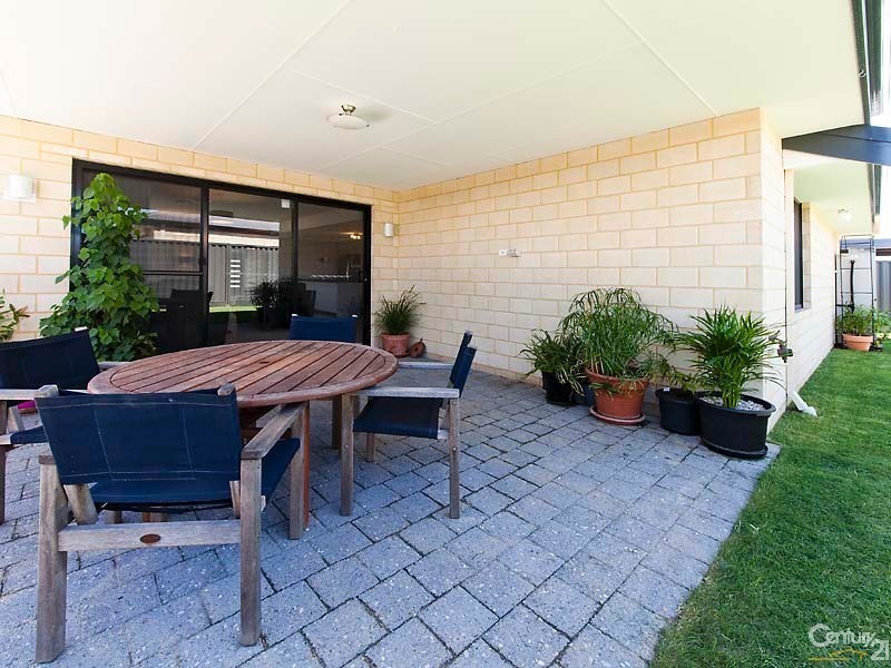 31 Bellazario Promenade, Aveley WA 6069