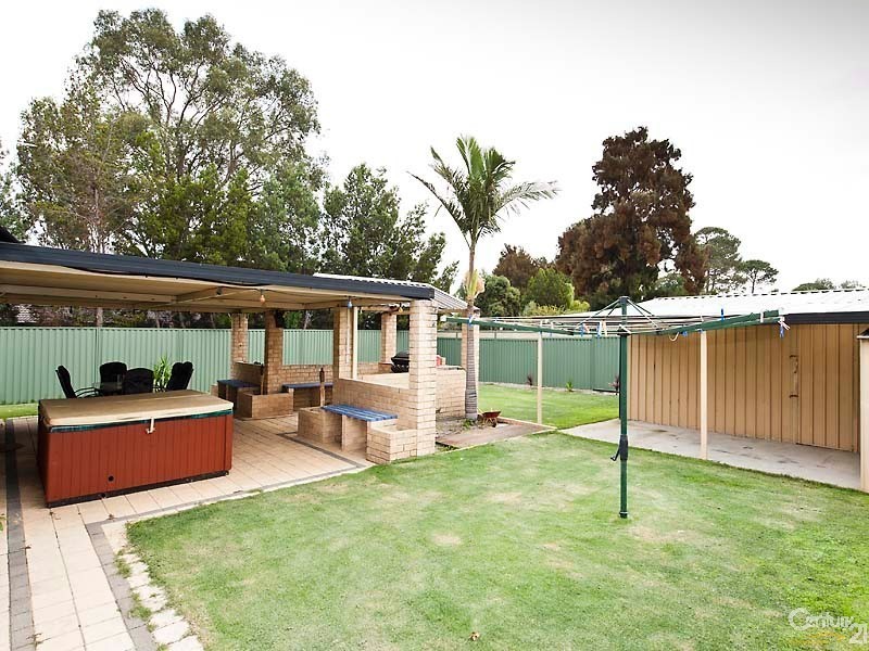 48 Millstream Grove, Ellenbrook WA 6069