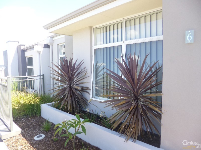 6 Hosnie Drive, Ellenbrook WA 6069