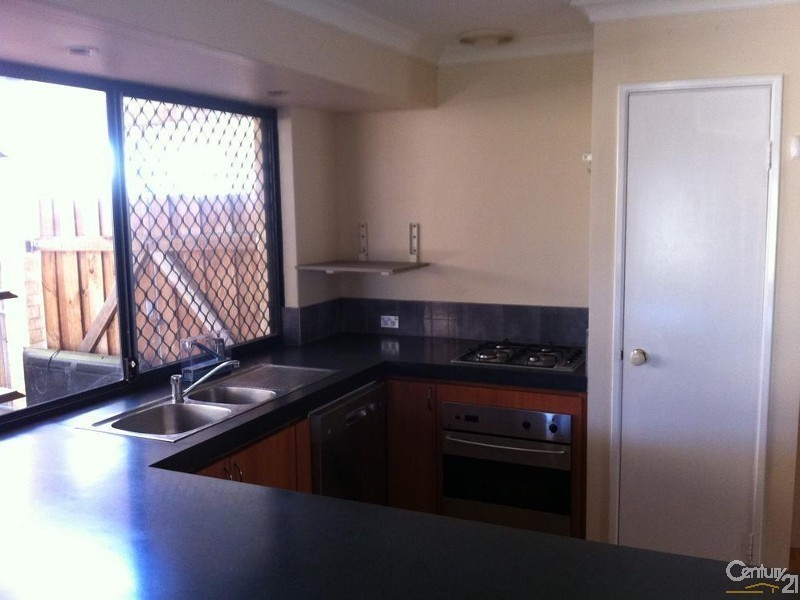 6 Mirimas Court, Ellenbrook WA 6069