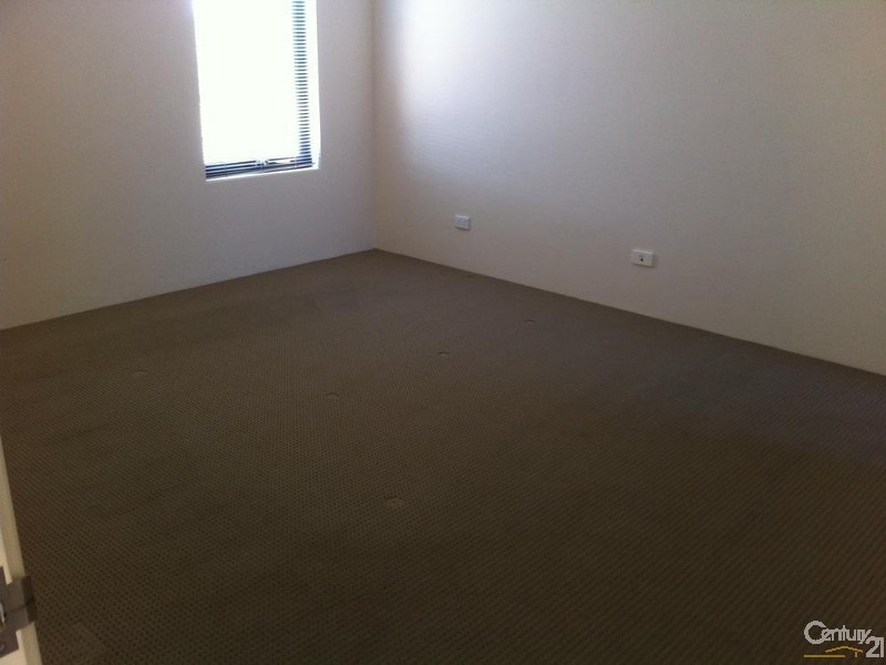 65 Grassdale Parkway, Ellenbrook WA 6069