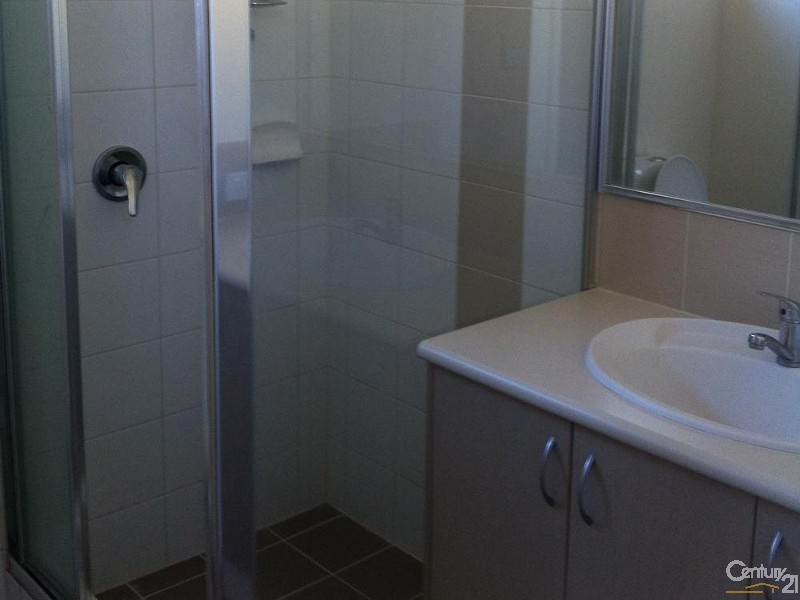 65 Grassdale Parkway, Ellenbrook WA 6069