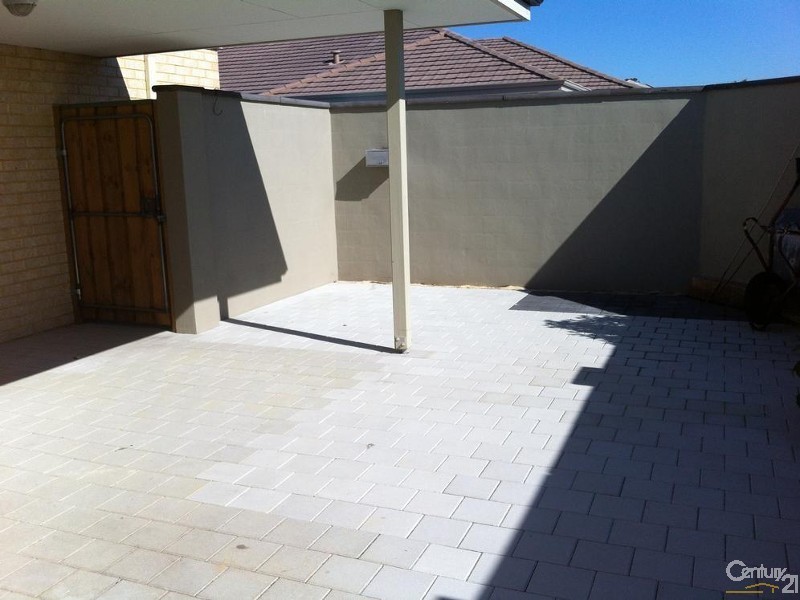 65 Grassdale Parkway, Ellenbrook WA 6069