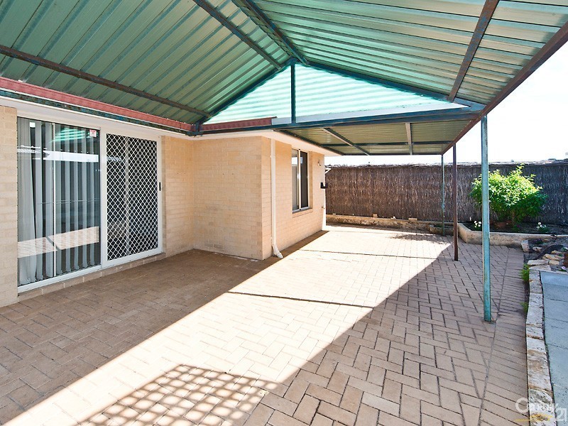 2 Silent Grove, Ellenbrook WA 6069