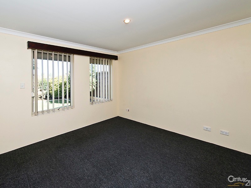 2 Silent Grove, Ellenbrook WA 6069