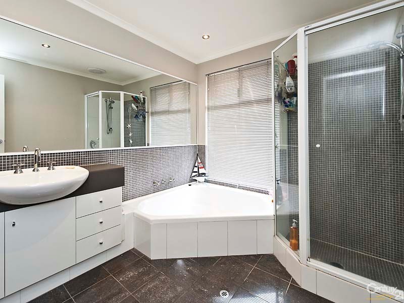 83 Charlottes Vista, Ellenbrook WA 6069