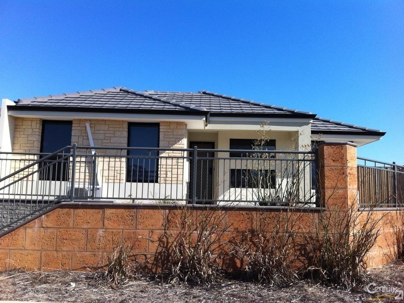 65 Grassdale Parkway, Ellenbrook WA 6069