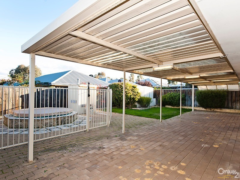 6 Karbar Pass, Ellenbrook WA 6069