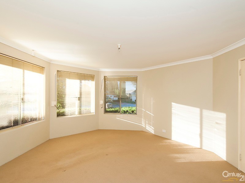 6 Karbar Pass, Ellenbrook WA 6069