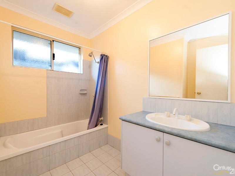 6 Karbar Pass, Ellenbrook WA 6069