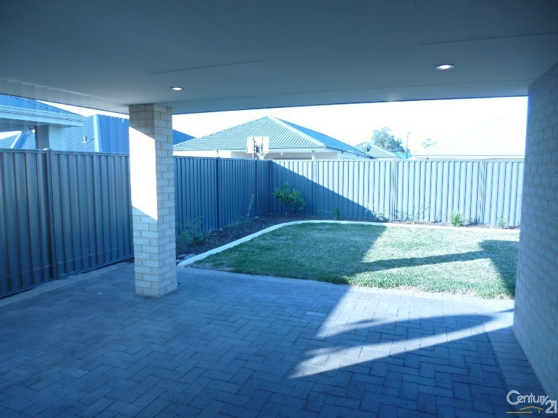 10  Verbana Drive, Aveley WA 6069