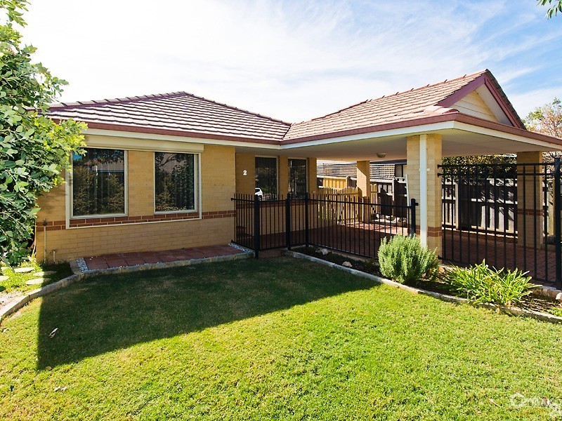 2 Silent Grove, Ellenbrook WA 6069