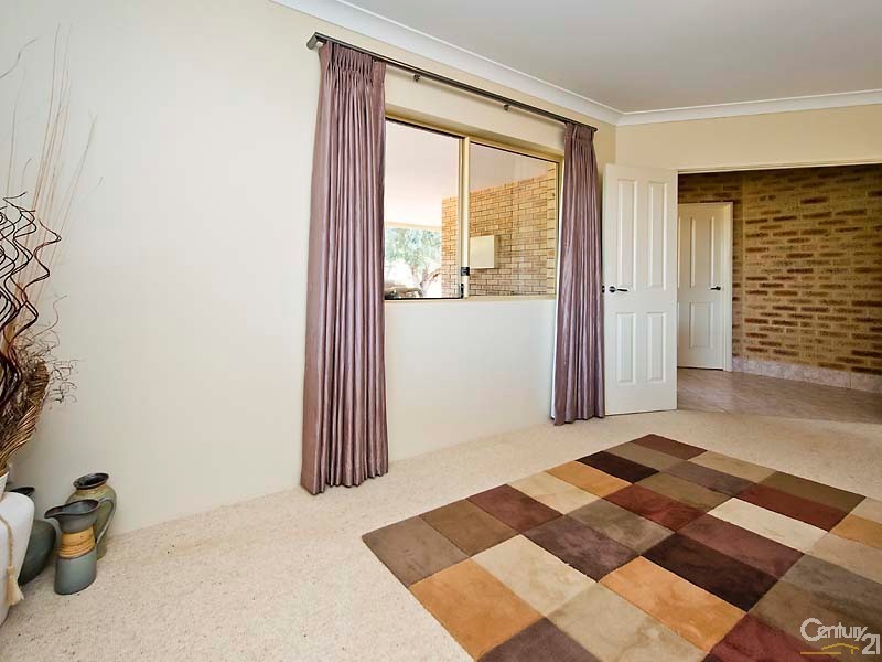 28 Carwood Crescent, Henley Brook WA 6055