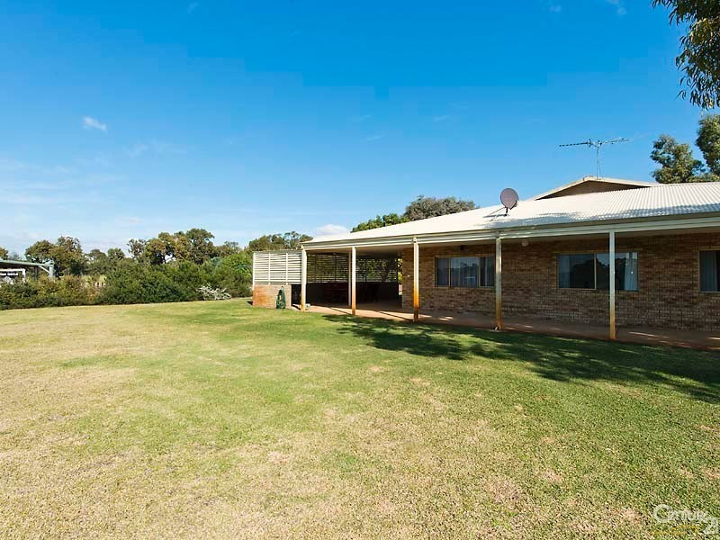 28 Carwood Crescent, Henley Brook WA 6055