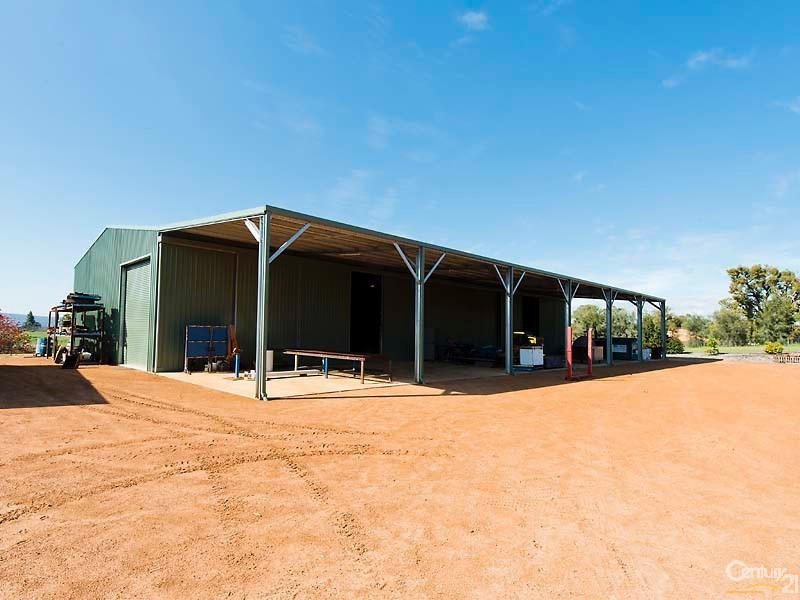 28 Carwood Crescent, Henley Brook WA 6055