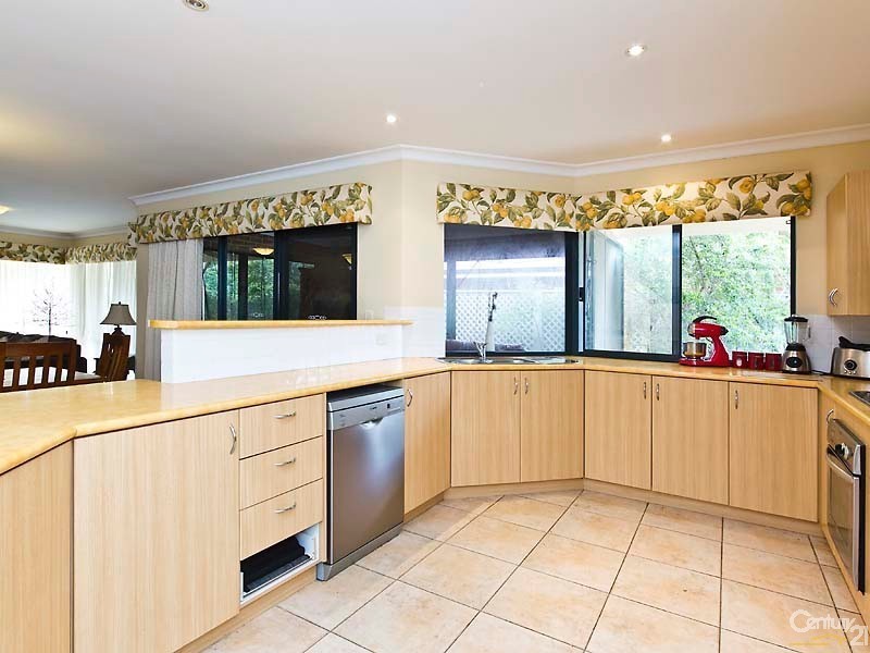 10 Arrowsmith Ave, Ellenbrook WA 6069