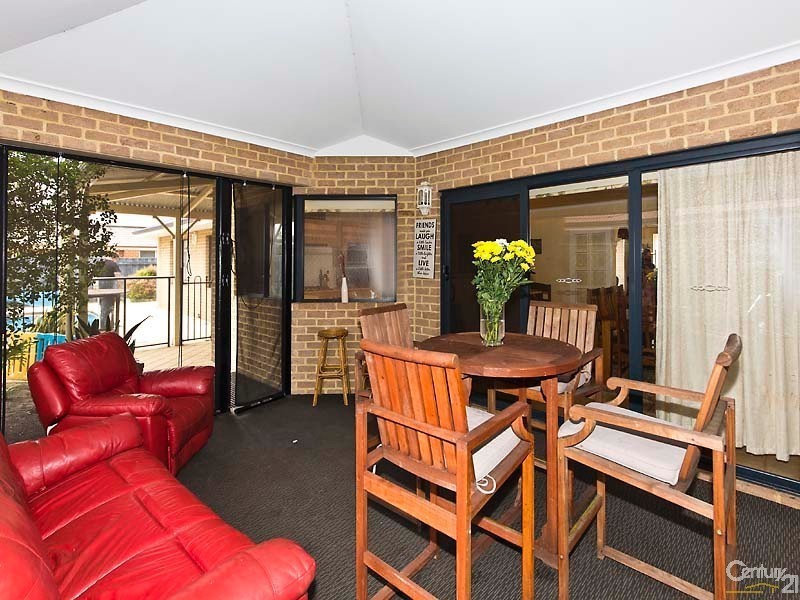 10 Arrowsmith Ave, Ellenbrook WA 6069