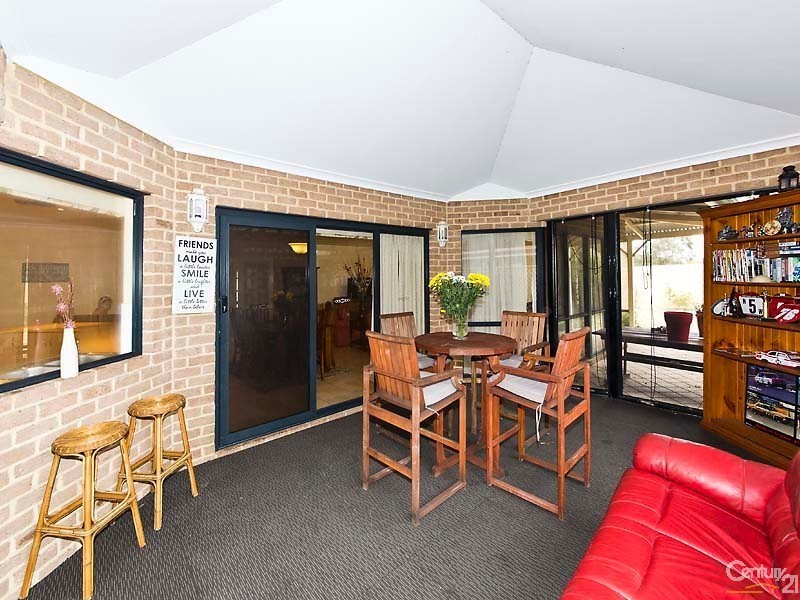 10 Arrowsmith Ave, Ellenbrook WA 6069