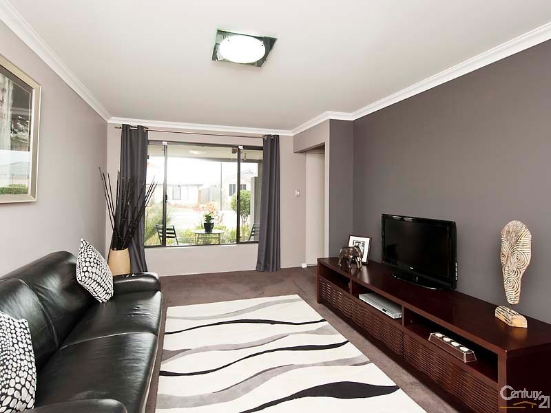 14 Jervis Drive, Ellenbrook WA 6069