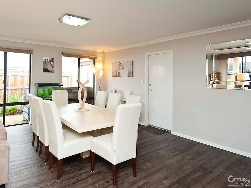 14 Jervis Drive, Ellenbrook WA 6069