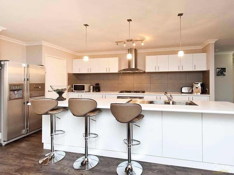 14 Jervis Drive, Ellenbrook WA 6069