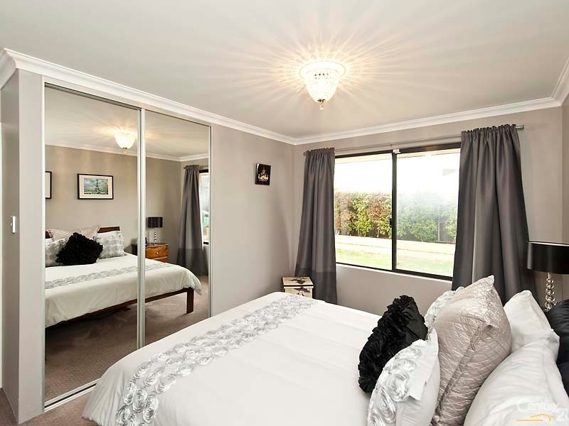 14 Jervis Drive, Ellenbrook WA 6069