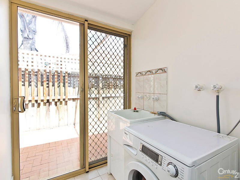 16 Napoli Ave, Ellenbrook WA 6069