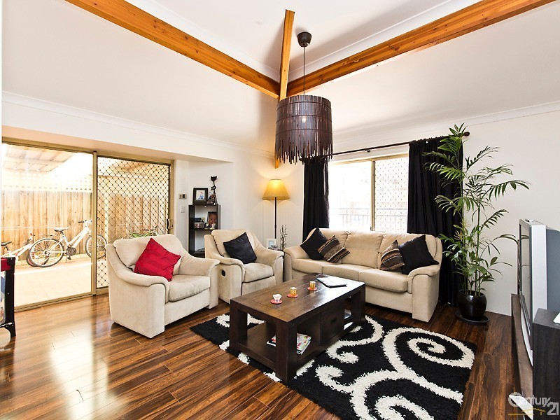 16 Napoli Ave, Ellenbrook WA 6069