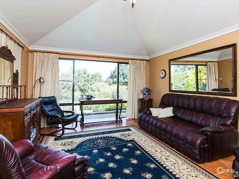 5 Pipit Court, Ellenbrook WA 6069