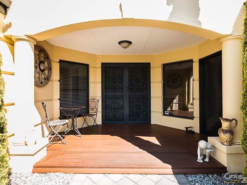 5 Pipit Court, Ellenbrook WA 6069