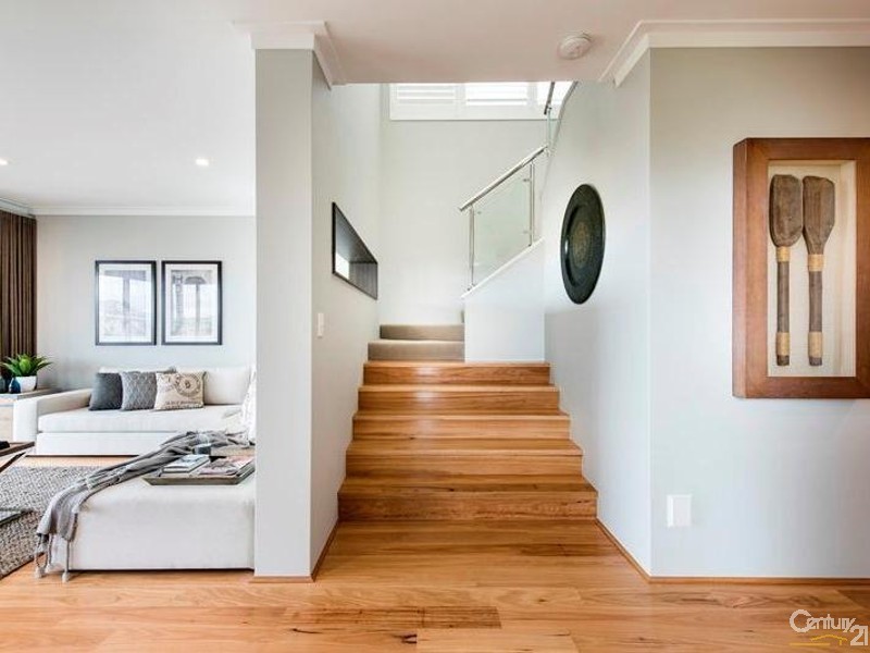 7 Faba Lane, Jindalee WA 6036