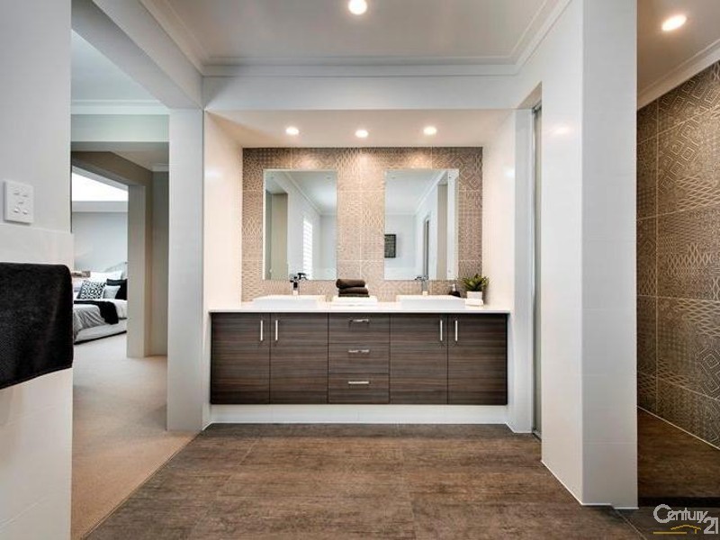 7 Faba Lane, Jindalee WA 6036