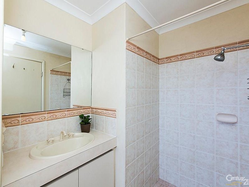 33 Vaucluse Crescent, Ellenbrook WA 6069