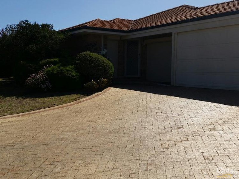 3 Pinea Turn, Ellenbrook WA 6069