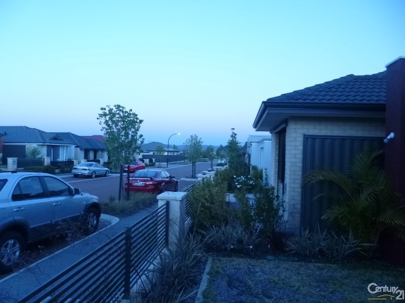 12 Zelena Terrace, Aveley WA 6069