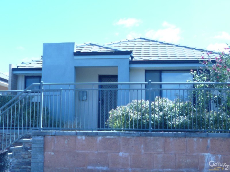 21 Redstone Trail, Ellenbrook WA 6069