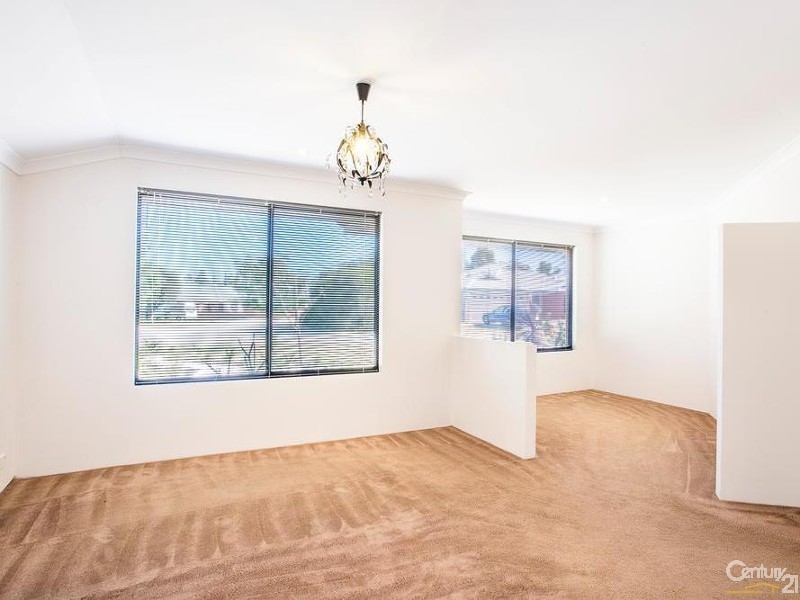 17 Leopold Turn, Ellenbrook WA 6069