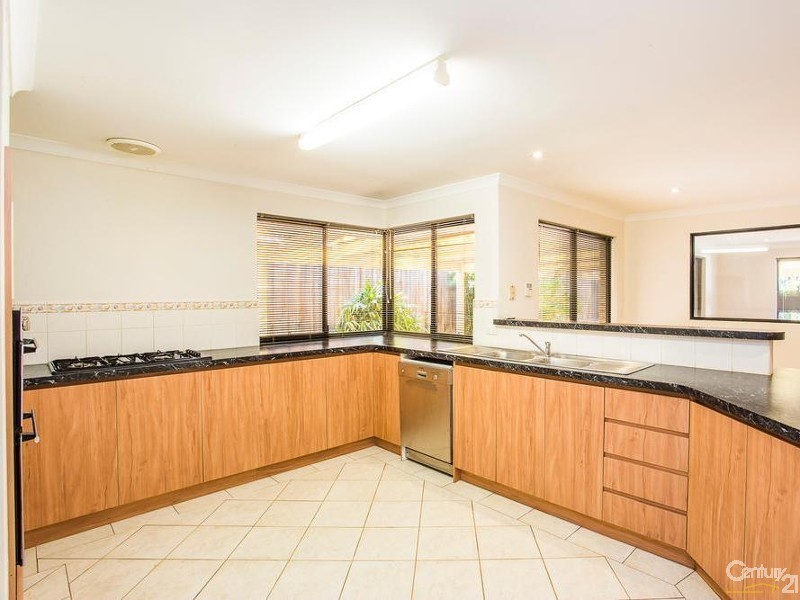 17 Leopold Turn, Ellenbrook WA 6069