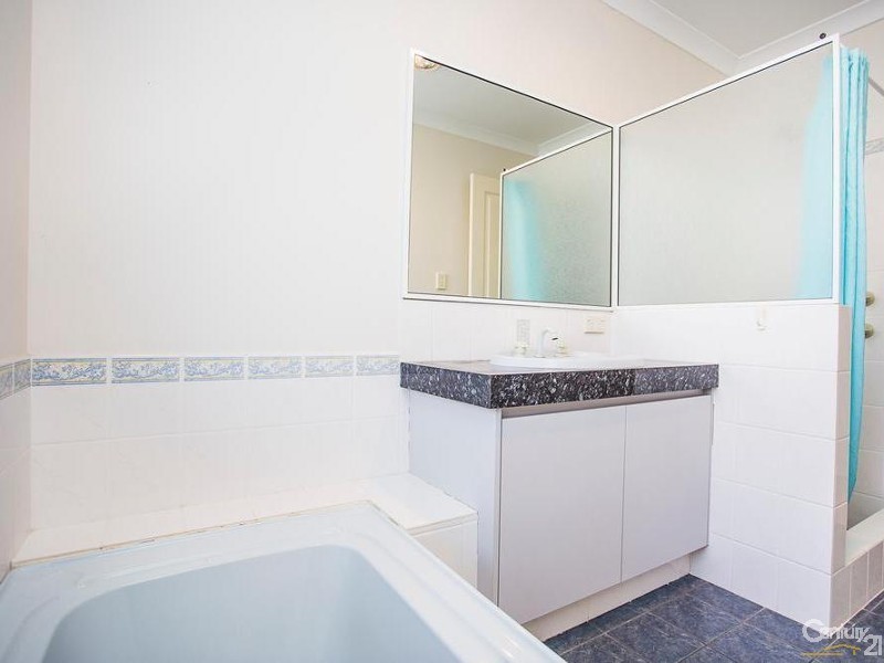 17 Leopold Turn, Ellenbrook WA 6069