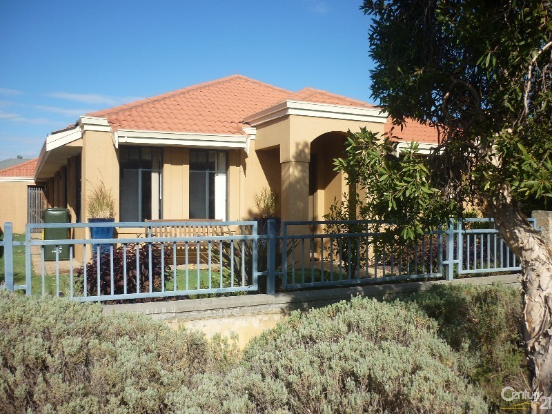 4 Sienna Lane, Ellenbrook WA 6069