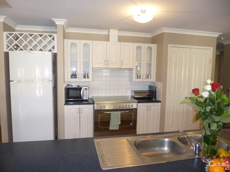 39 Mustang Drive, Henley Brook WA 6055