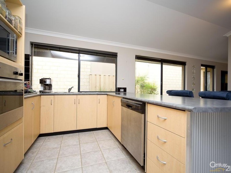 80 Coolamon Blvd, Ellenbrook WA 6069