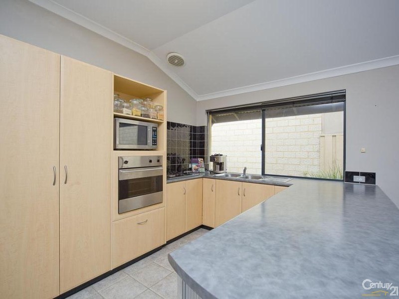 80 Coolamon Blvd, Ellenbrook WA 6069