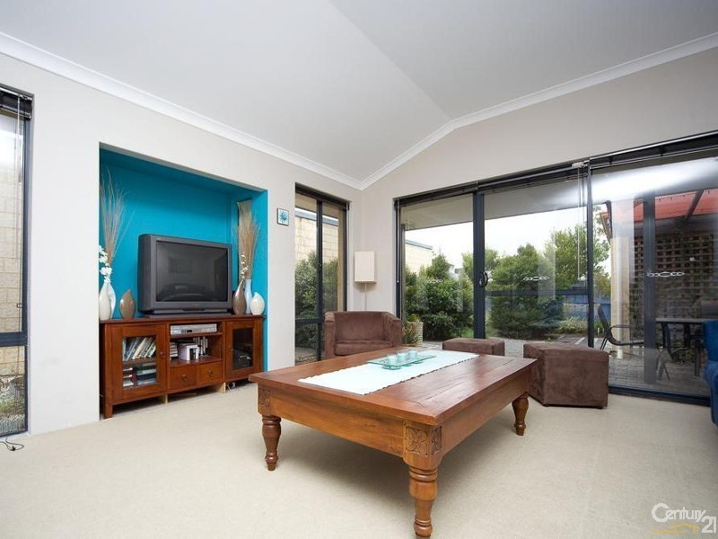 80 Coolamon Blvd, Ellenbrook WA 6069