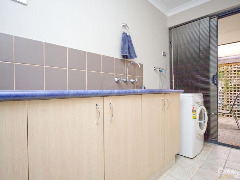 80 Coolamon Blvd, Ellenbrook WA 6069